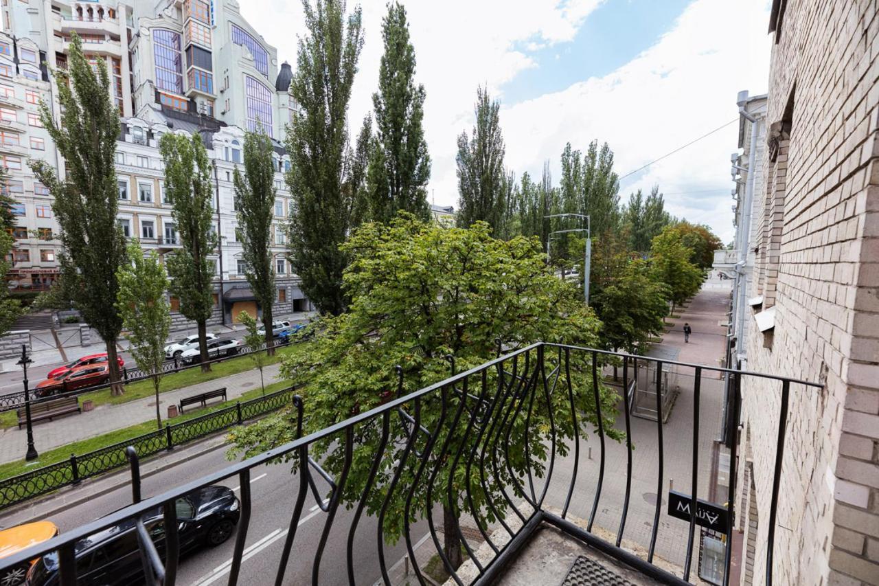 Guest House "Vladimirskaya 42" Κίεβο Εξωτερικό φωτογραφία