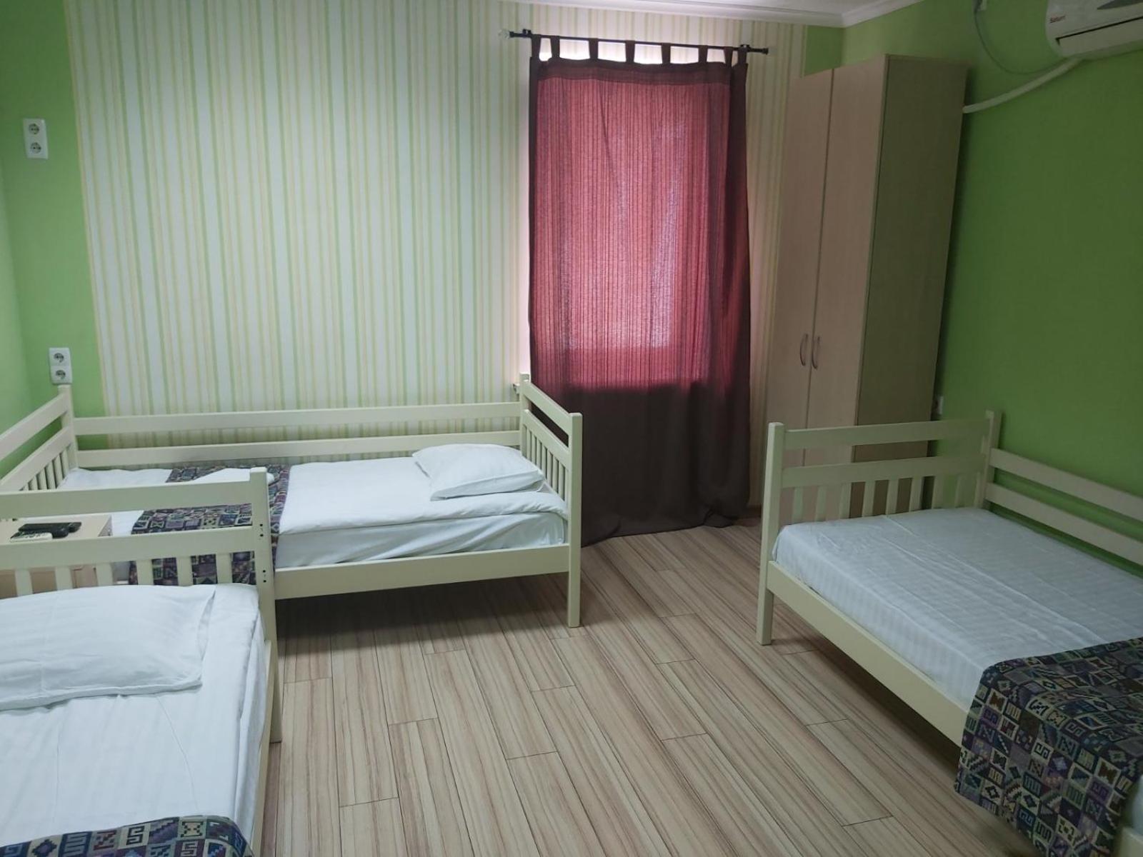 Guest House "Vladimirskaya 42" Κίεβο Εξωτερικό φωτογραφία
