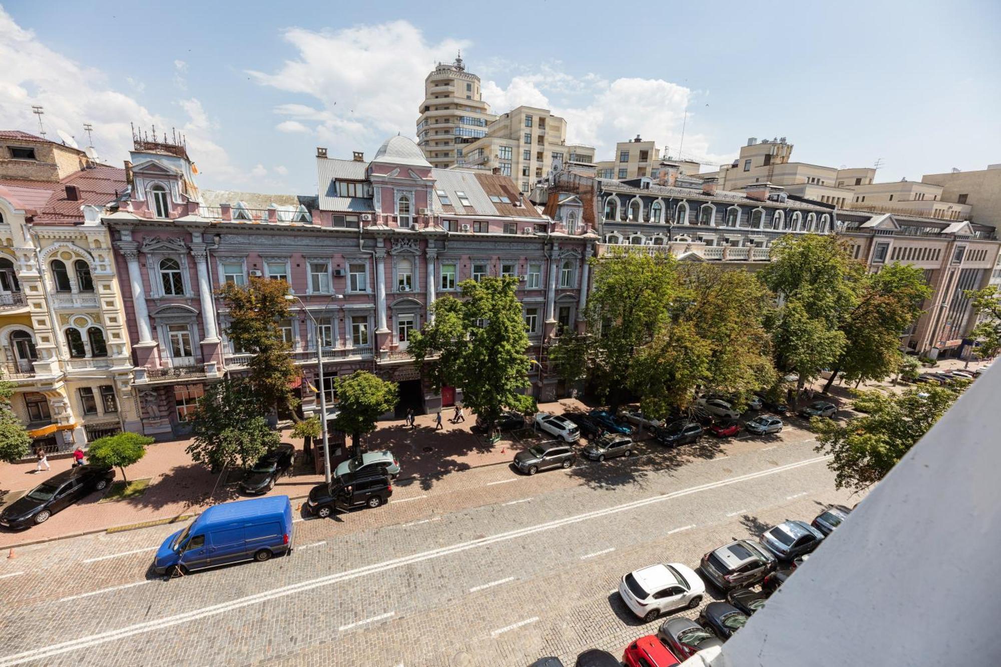 Guest House "Vladimirskaya 42" Κίεβο Εξωτερικό φωτογραφία
