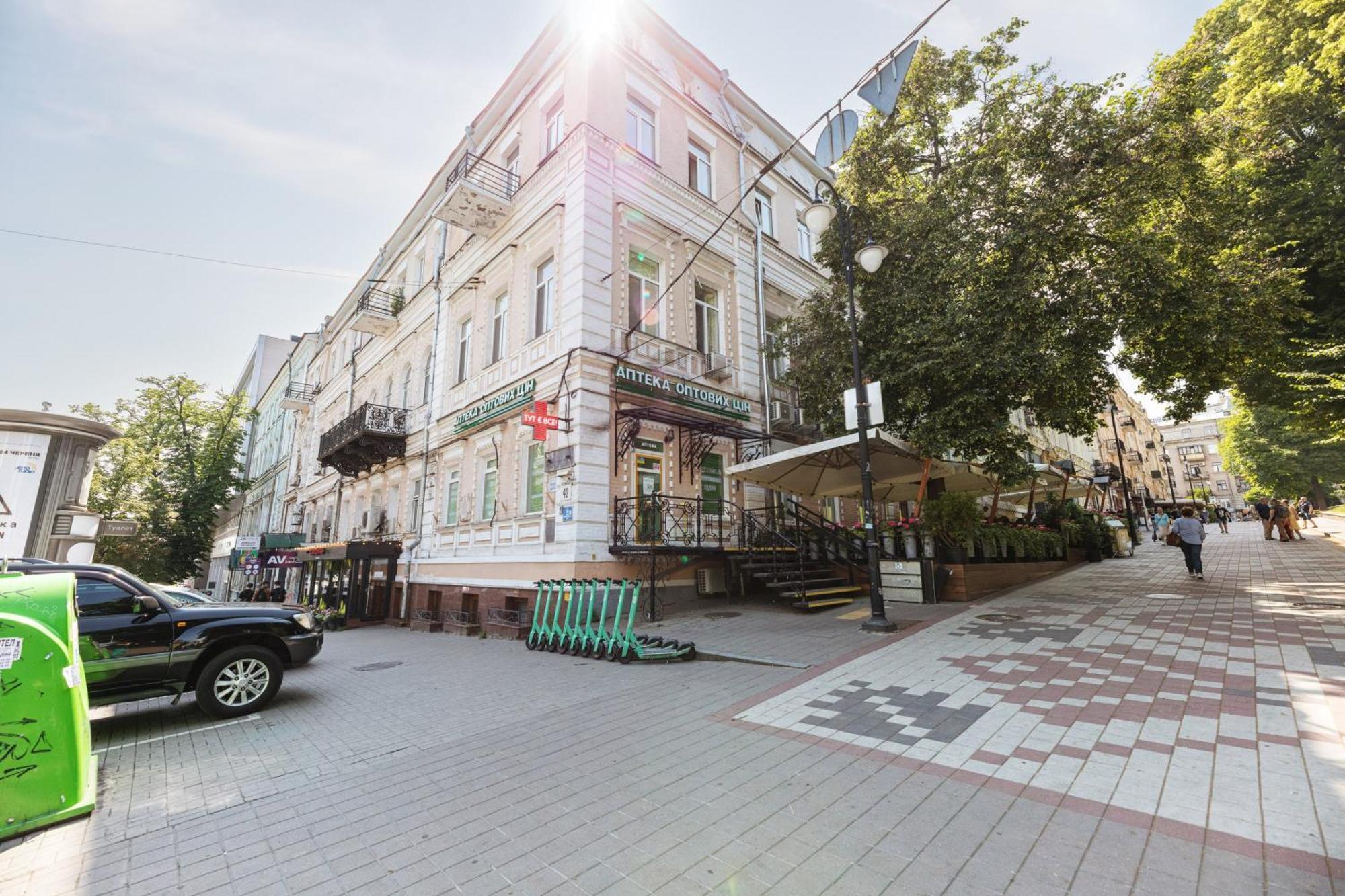 Guest House "Vladimirskaya 42" Κίεβο Εξωτερικό φωτογραφία