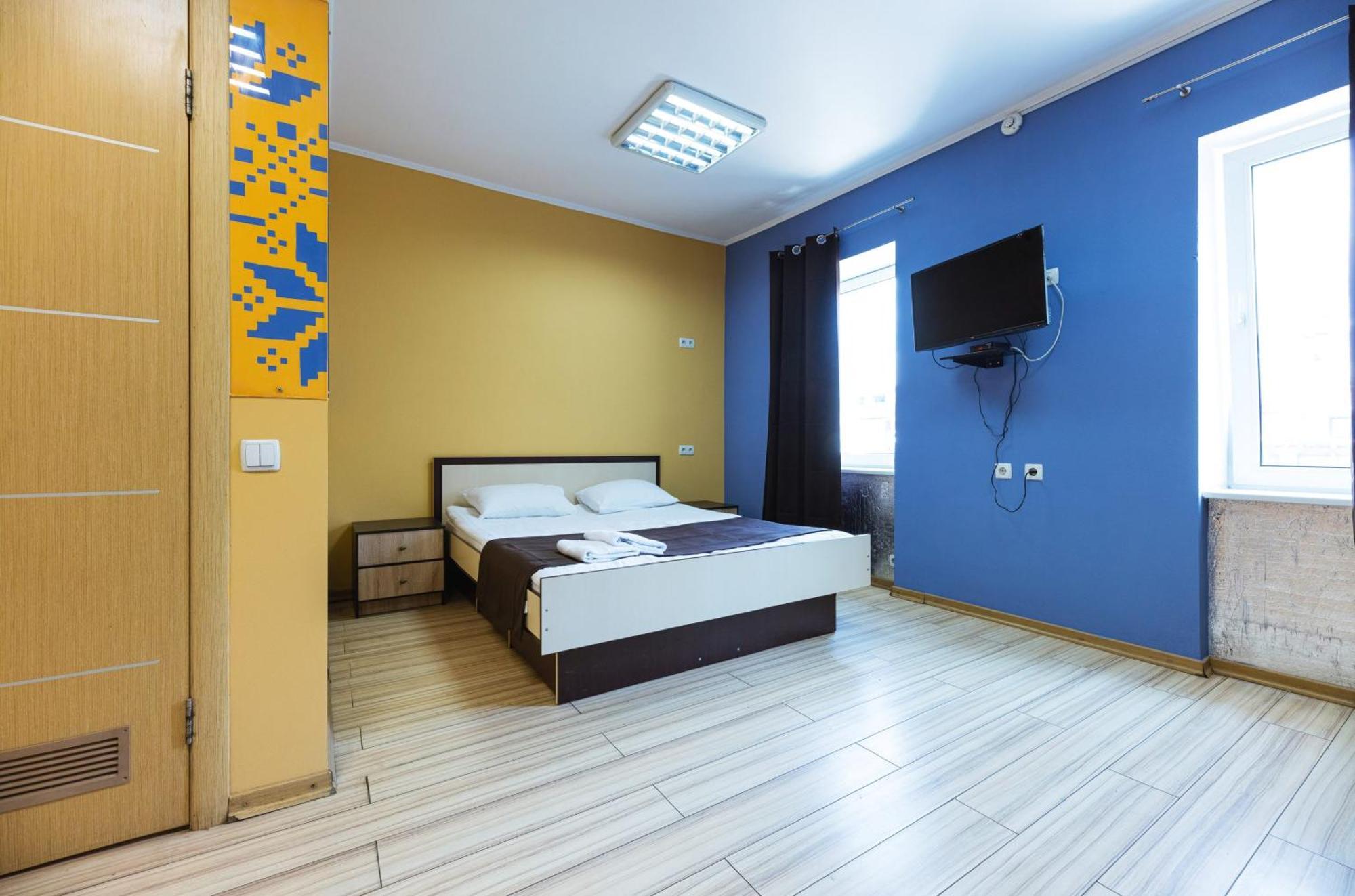 Guest House "Vladimirskaya 42" Κίεβο Εξωτερικό φωτογραφία