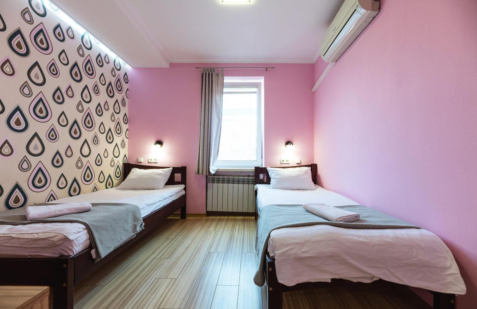 Guest House "Vladimirskaya 42" Κίεβο Εξωτερικό φωτογραφία