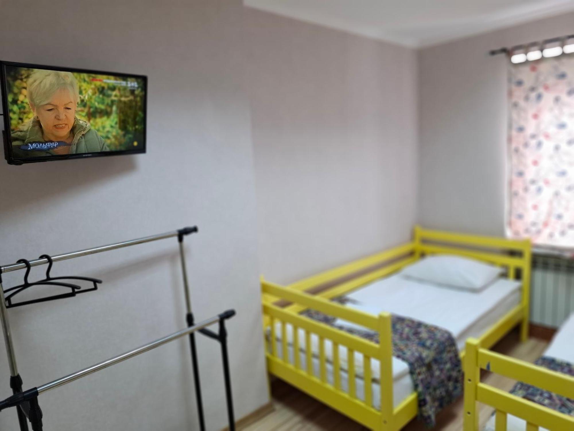Guest House "Vladimirskaya 42" Κίεβο Εξωτερικό φωτογραφία
